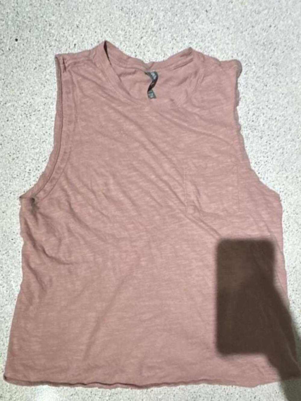 Vuori Pima Cotton Pocket Muscle Tank Top Medium Dusty Pink